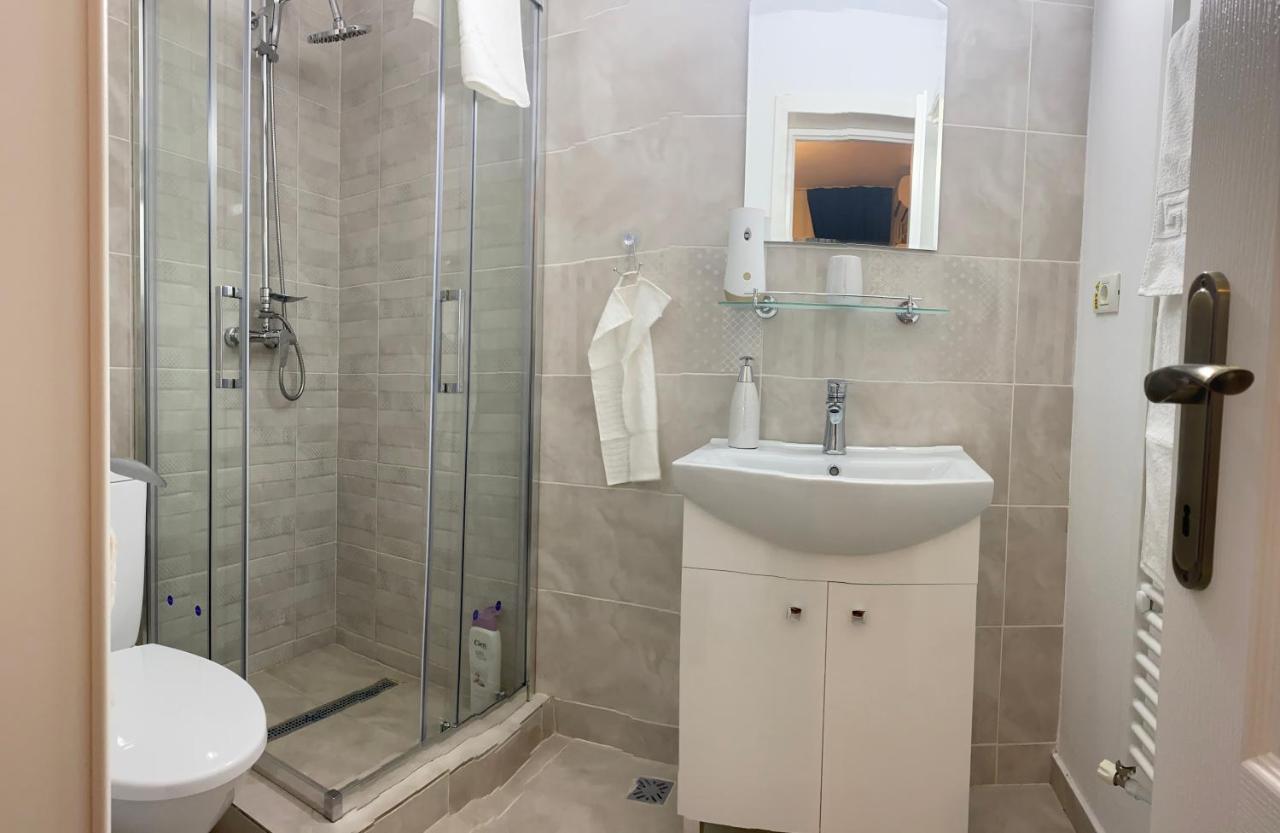 Casa Cattleya Hotel Târgu Jiu Buitenkant foto